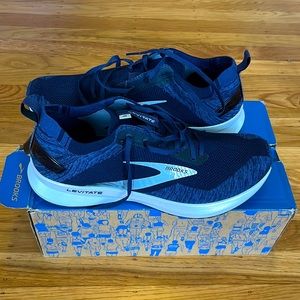 Brooks Levitate 4 Running Shoes size 11